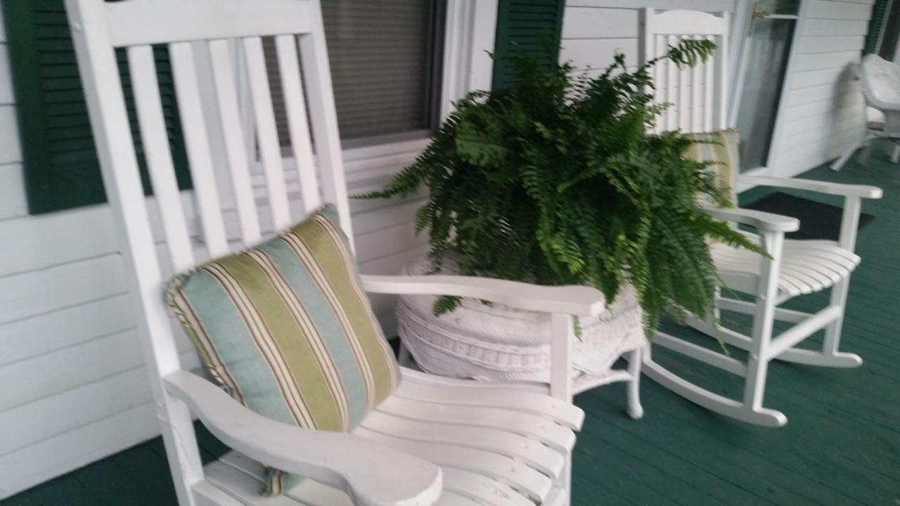 Barclay Cottage Bed And Breakfast Virginia Beach Exteriör bild